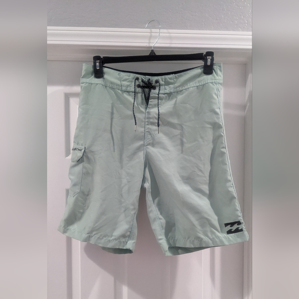 Billabong Men's Board Shorts Size 32